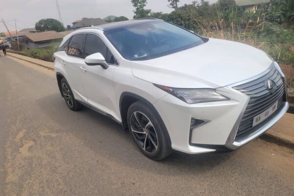 Affordable Cars for sale in Douala in very good condition