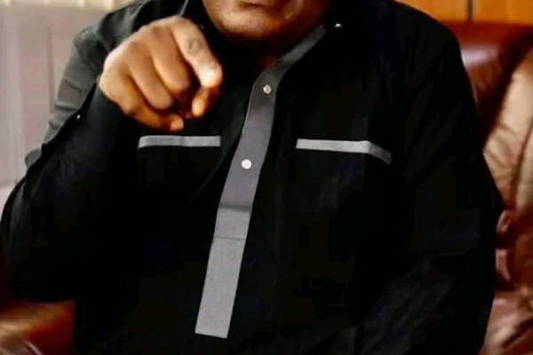 Cameroun Deputy Minister of Justice Vows not to resign, accuses Tchiroma of high treason.
