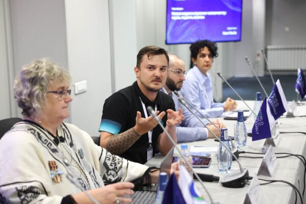 World Public Assembly: New Media in the Service to Humanity: Heroes, Exploits and Challenges